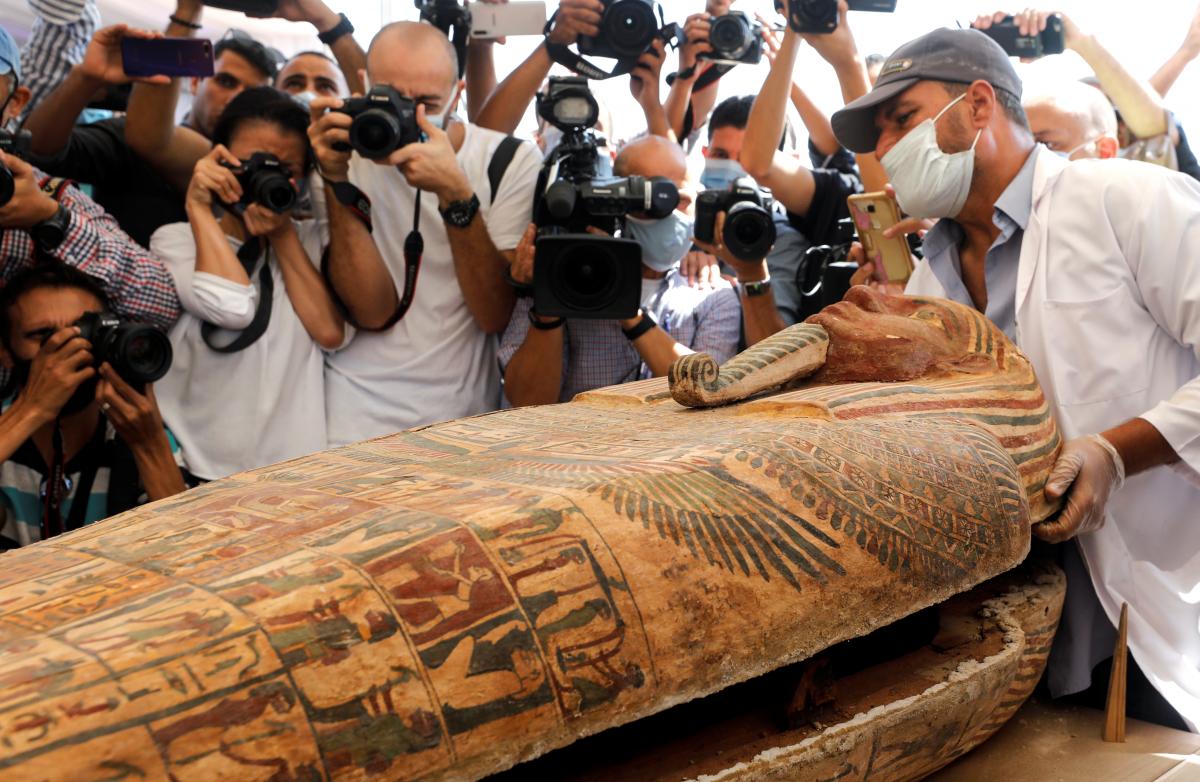 В Египте найдены саркофаги с 2500-летними мумиями